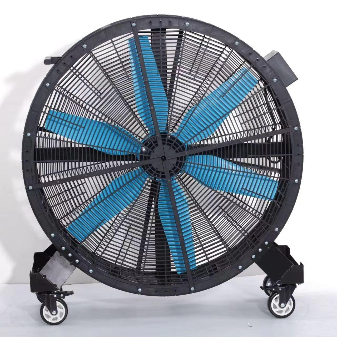 Grand ventilateur industriel à - Caster Wheel avis et prix
